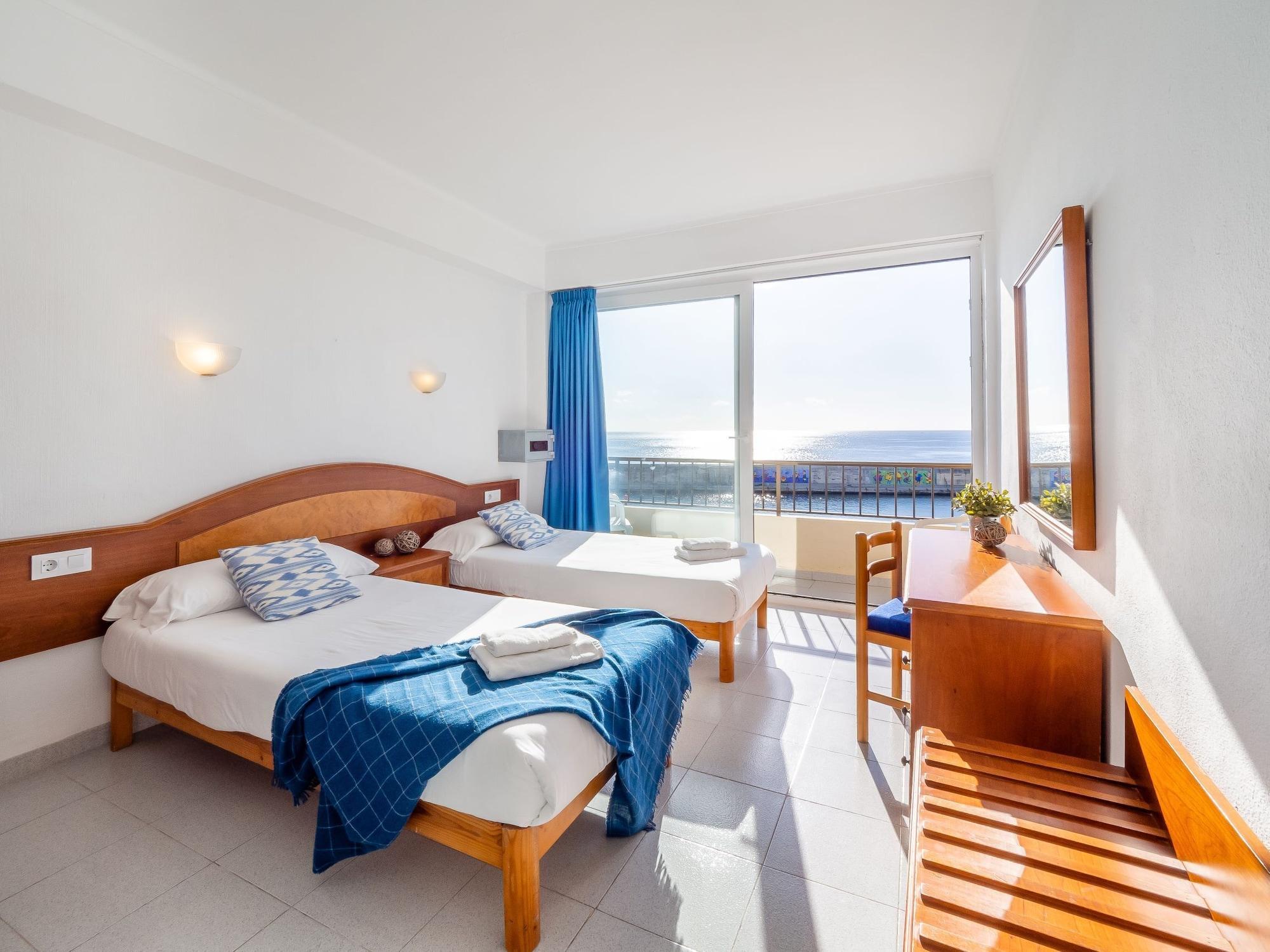 Hostal Port Corona Cala Ratjada  Zewnętrze zdjęcie
