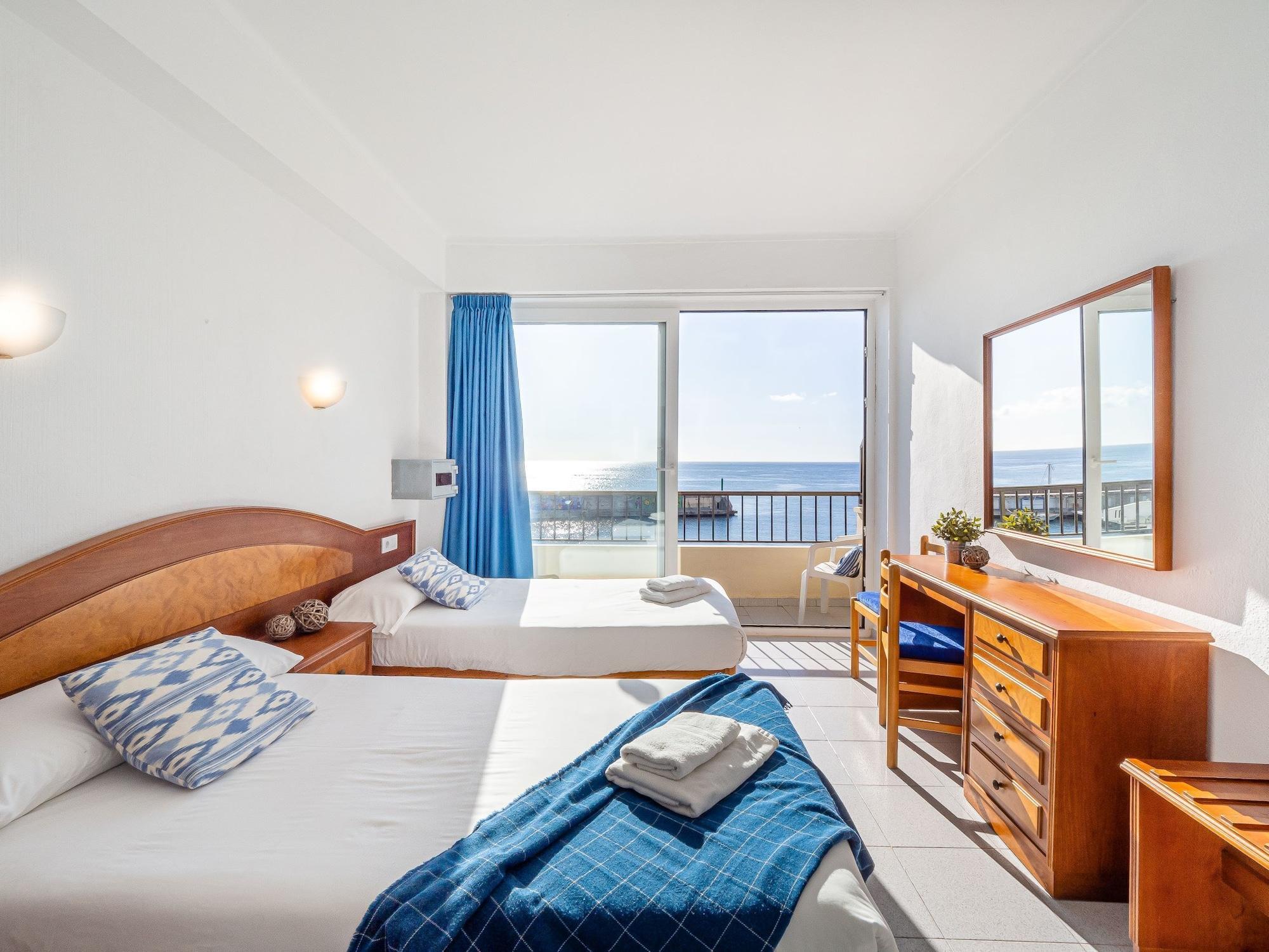 Hostal Port Corona Cala Ratjada  Zewnętrze zdjęcie
