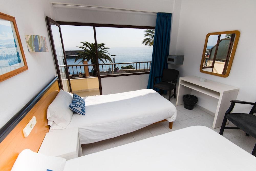 Hostal Port Corona Cala Ratjada  Zewnętrze zdjęcie