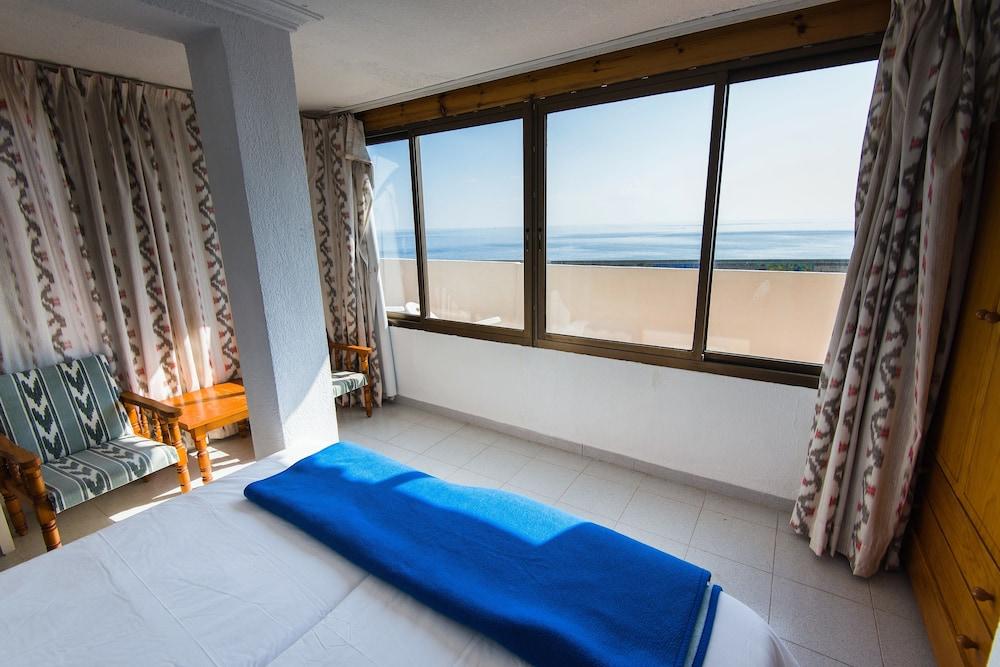 Hostal Port Corona Cala Ratjada  Zewnętrze zdjęcie