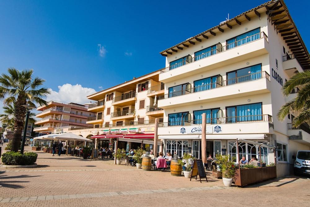 Hostal Port Corona Cala Ratjada  Zewnętrze zdjęcie