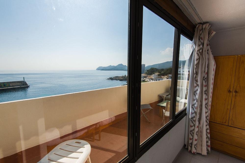 Hostal Port Corona Cala Ratjada  Zewnętrze zdjęcie