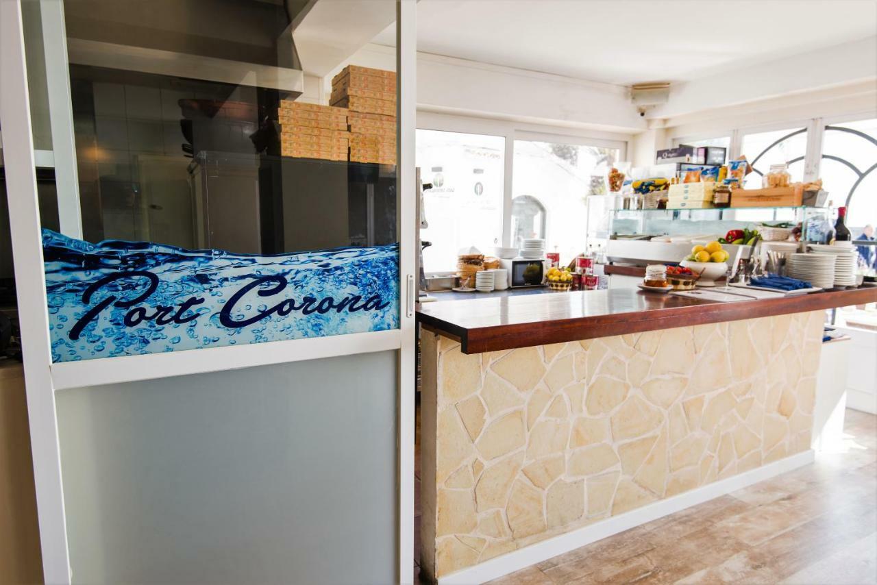 Hostal Port Corona Cala Ratjada  Zewnętrze zdjęcie